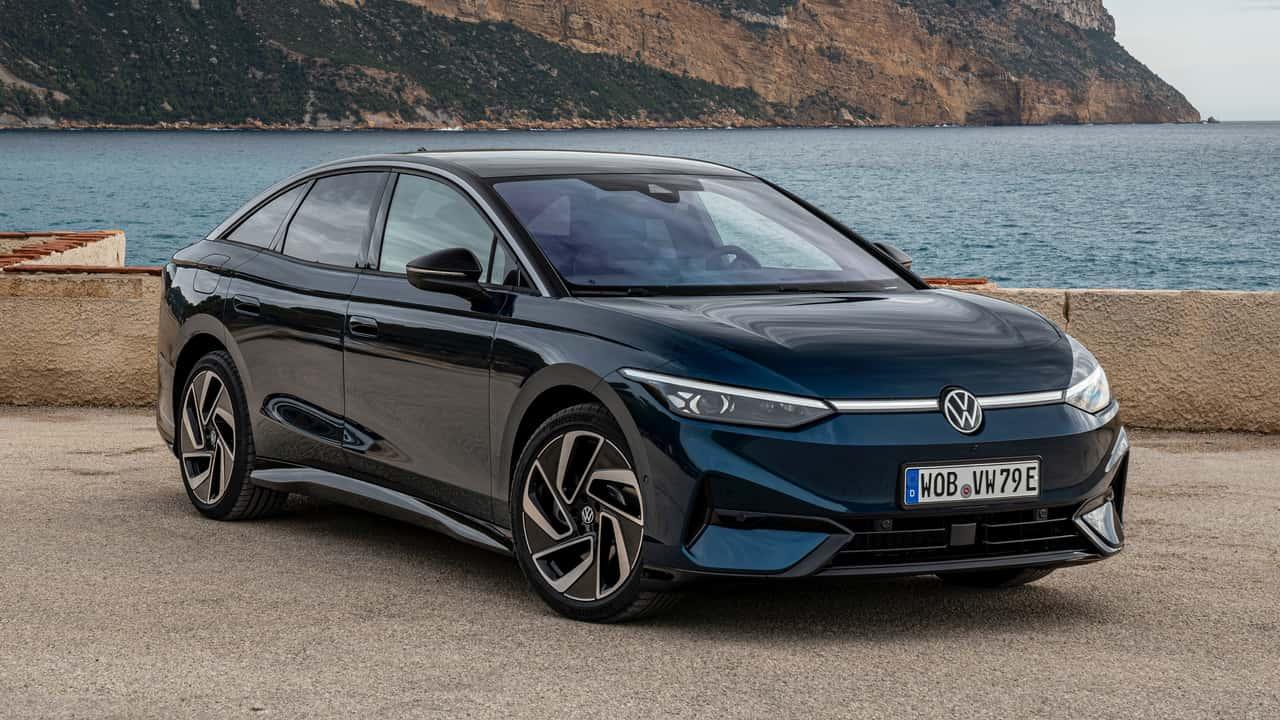 Crescimento dos elétricos impulsiona VW, enquanto Opel enfrenta queda na Alemanha