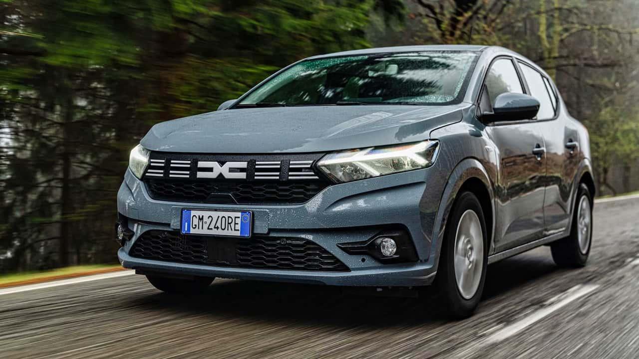 Domínio Sandero e crescimento VW impulsionam mercado automotivo europeu em janeiro