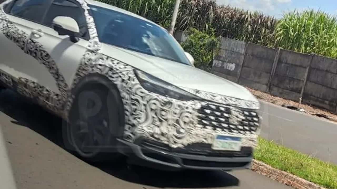 Honda HR-V 2026 reestilizado é flagrado em São Paulo