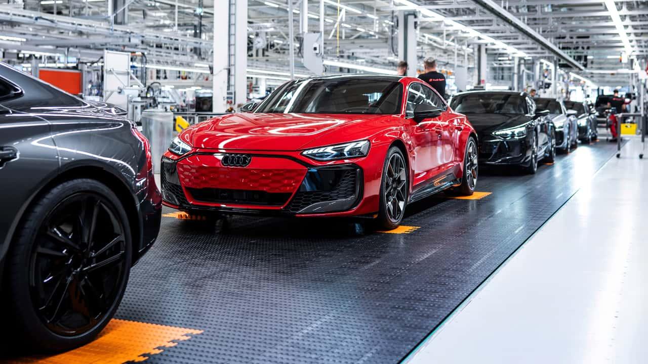 Audi e VW juntam-se à Land Rover na suspensão das exportações aos EUA