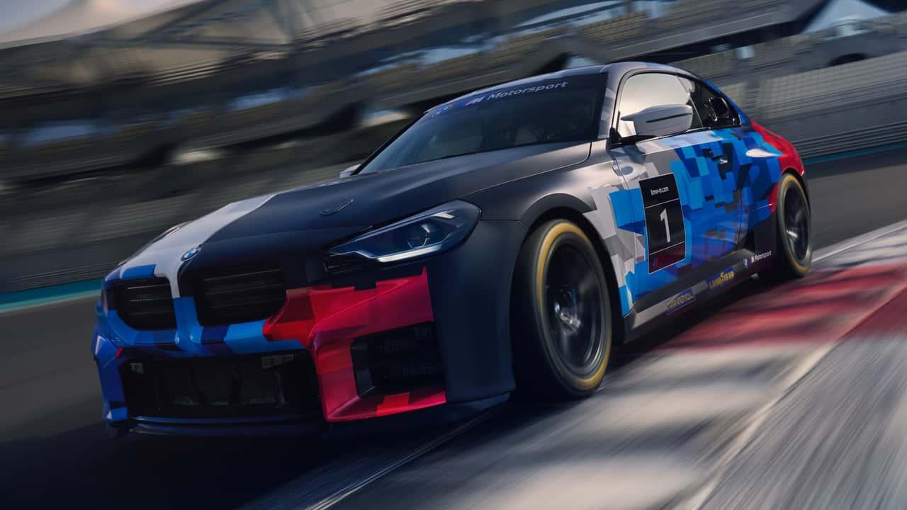 BMW M2 de corrida surpreende com motor turbo 2.0