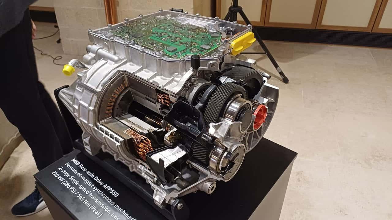 Motor elétrico APP550 da Volkswagen revoluciona engenharia automotiva alemã