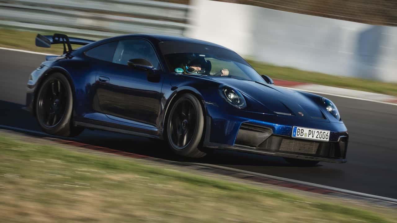 Porsche 911 GT3: recorde de velocidade manual em Nürburgring
