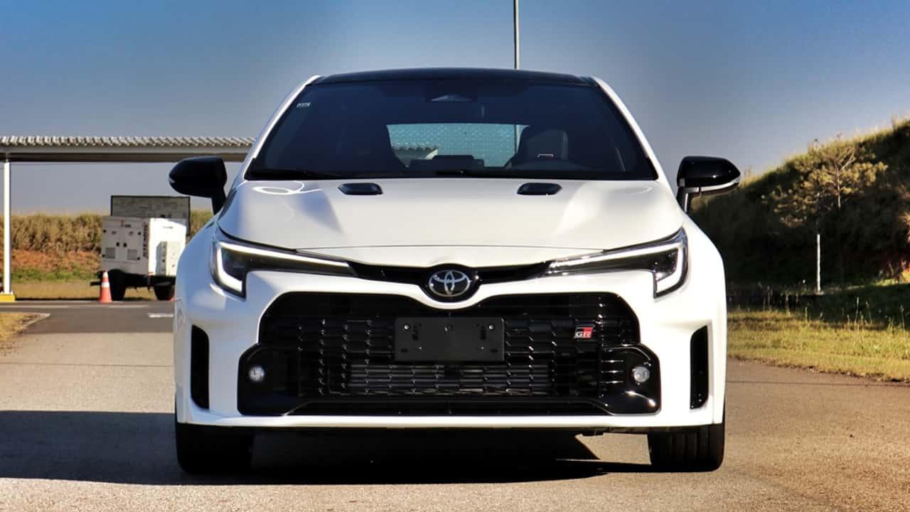 Toyota oferece garantia de 10 anos para GR Corolla potente