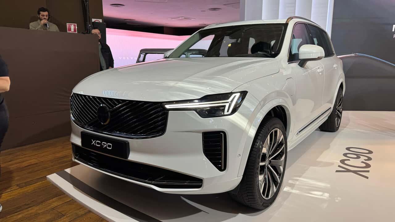 Volvo XC90 2025 estreia no Brasil: preços e versões revelados