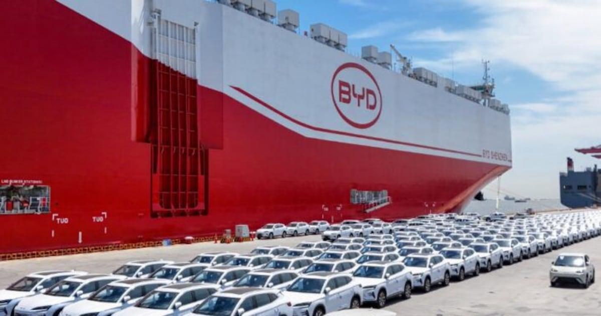 Encaminhamento de 7 mil carros da BYD da China ao Brasil