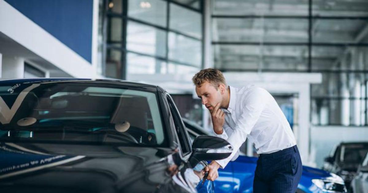 Identifique fraudes de quilometragem em carros usados com essas dicas