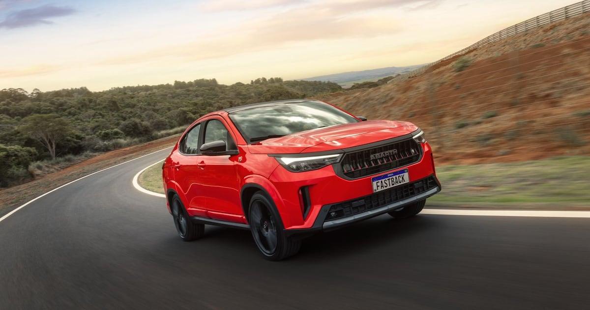 Aceleramos o Fiat Fastback 2026 no autódromo: descubra a experiência