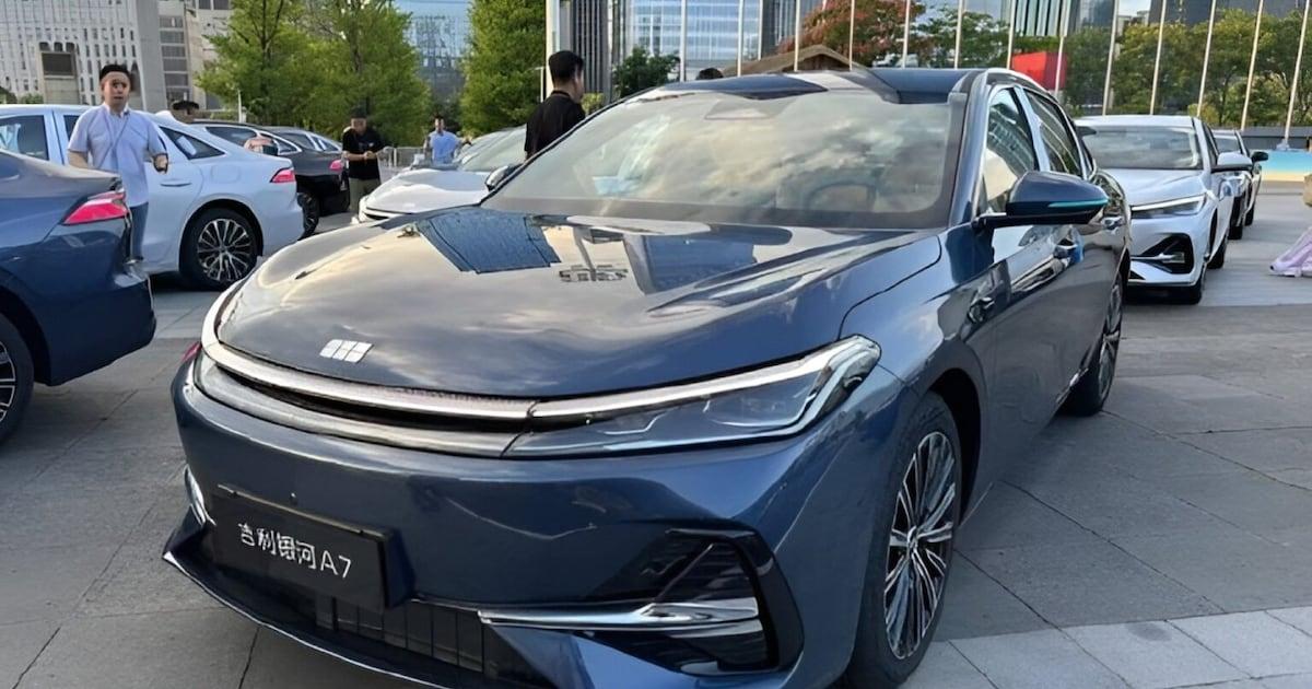 Geely revoluciona com lançamento do híbrido Galaxy A7 na China