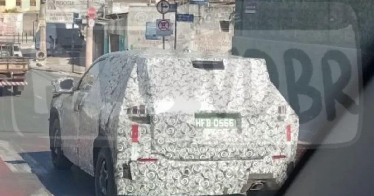 Jeep Avenger é capturado outra vez nas estradas mineiras